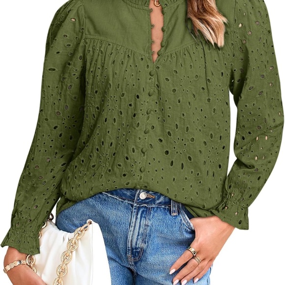 Pretty Garden Eyelet Blouse - Picture 2 of 6